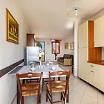Apartment Villino Agnese By Barbarhouse Torre Lapillo